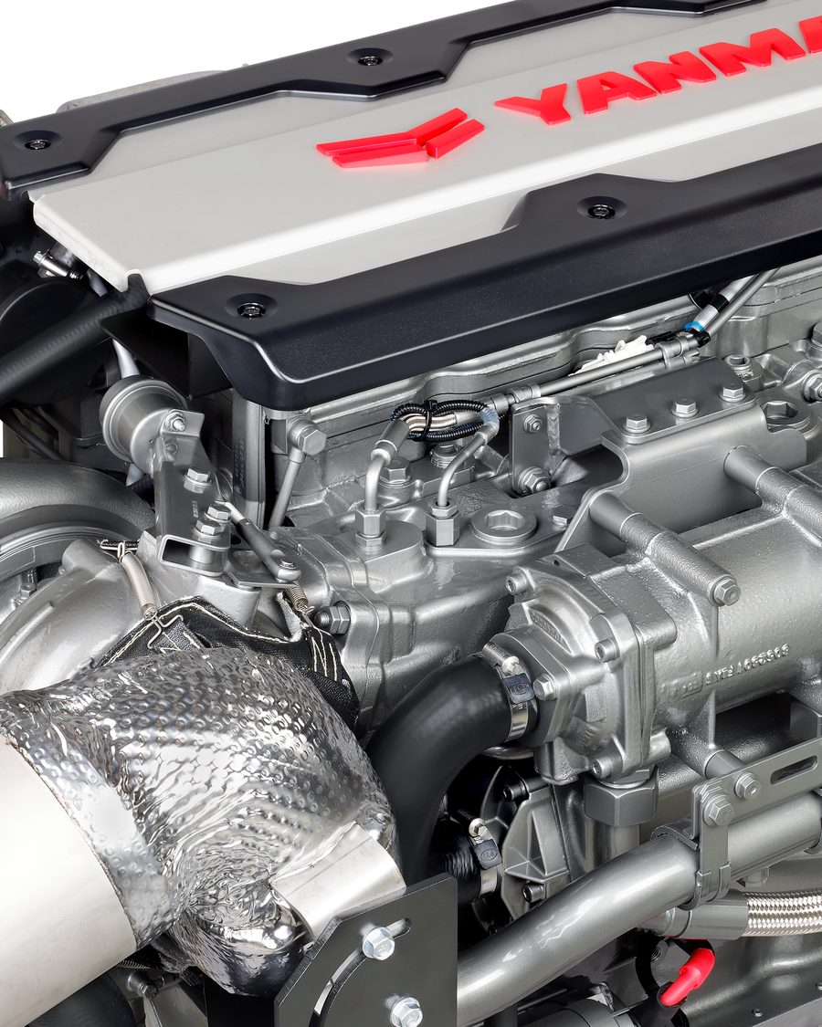 YANMAR 6LF marine diesel, detail of the cam cover and turbocharger